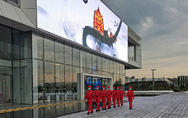 四川德阳清能源特色小镇LED格栅屏项目